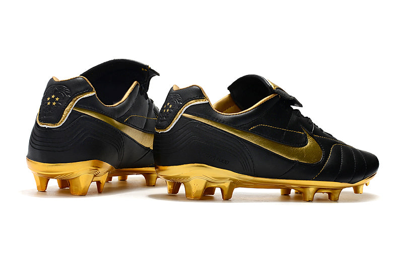 Chuteira Nike Tiempo Legend R10 Elite Edição Especial - Dourada