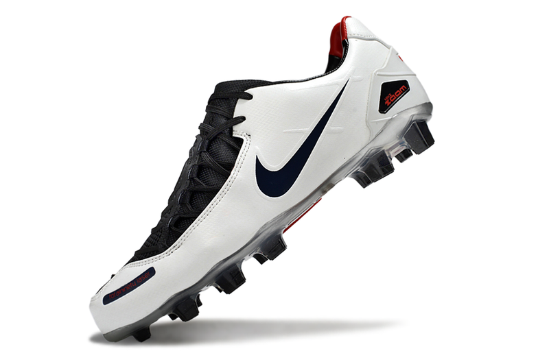 Chuteira Nike Total 90 Laser I Prata