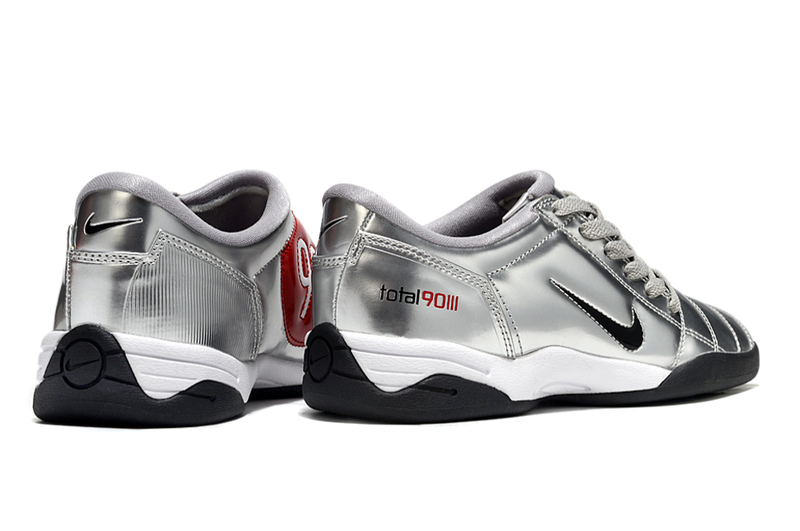 Chuteira Futsal Nike Total 90 III - Dourada