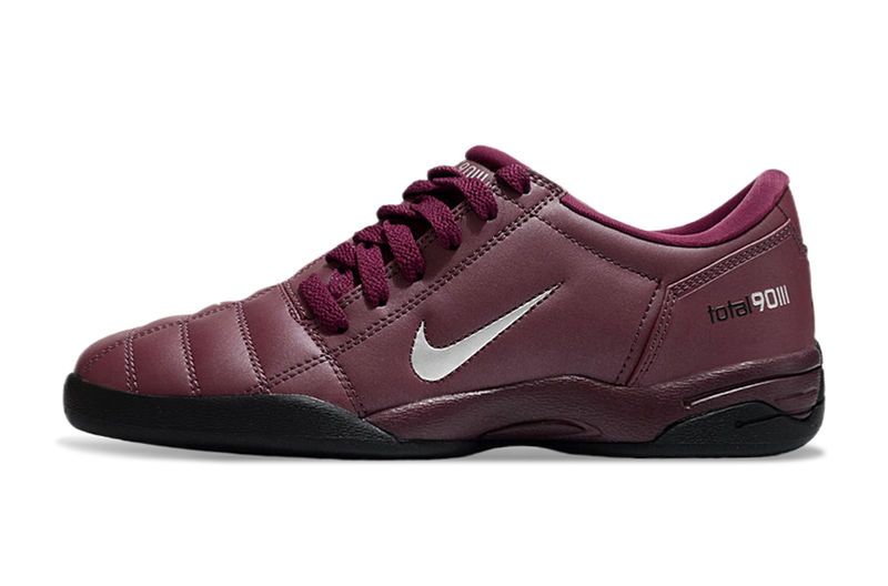 Chuteira Futsal Nike Total 90 III - Dourada