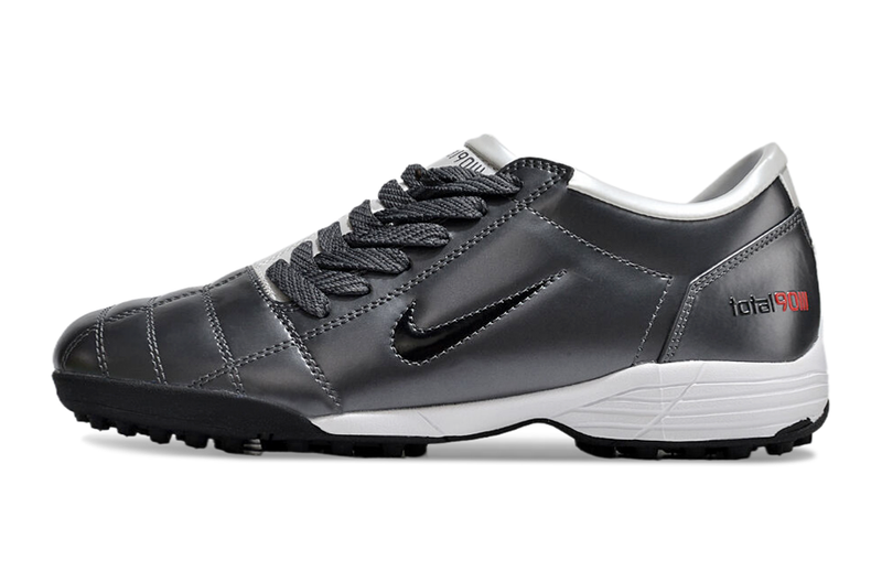Chuteira Nike Total 90 III - Prata