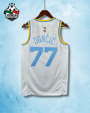 Lakers - Luka Dončić - Branca 2