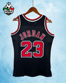 Chicago Bulls - Michael Jordan 23 - Preta