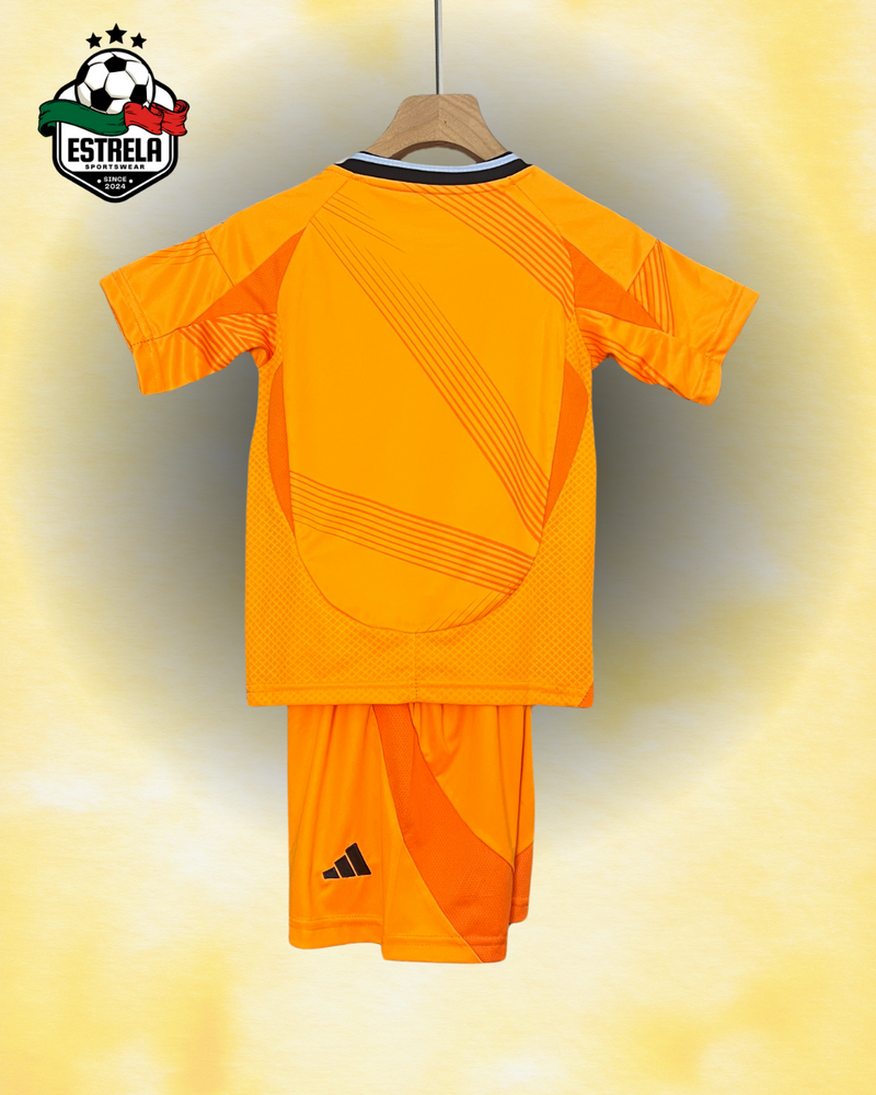 Kit Infantil Real Madrid Laranja 24/25