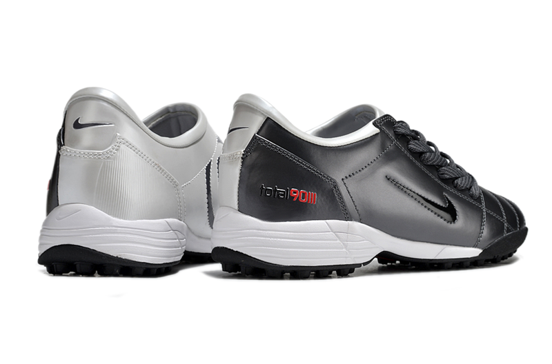 Chuteira Nike Total 90 III - Prata