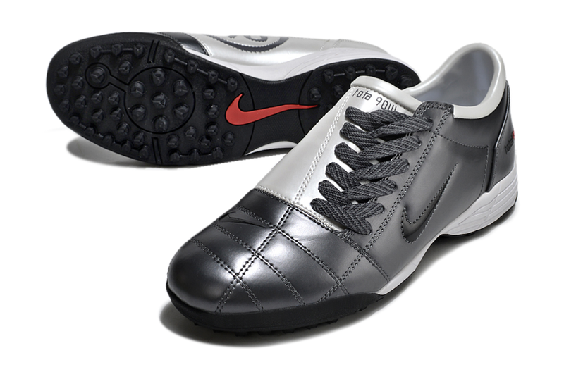 Chuteira Nike Total 90 III - Prata