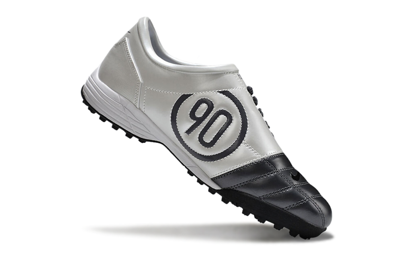 Chuteira Nike Total 90 III - Prata