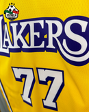 Lakers - Luka Dončić - Amarela 2