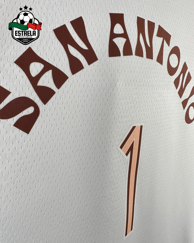 San Antonio Spurs - Wembanyama - Branca