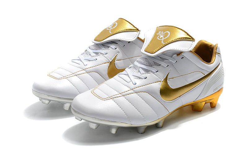 Chuteira Nike Tiempo Legend R10 Elite Edição Especial - Dourada