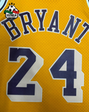 Lakers - Kobe Bryant 24 - Amarela 3