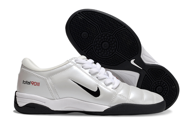 Chuteira Futsal Nike Total 90 III - Dourada