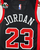 Chicago Bulls - Michael Jordan 23 - Preta 4