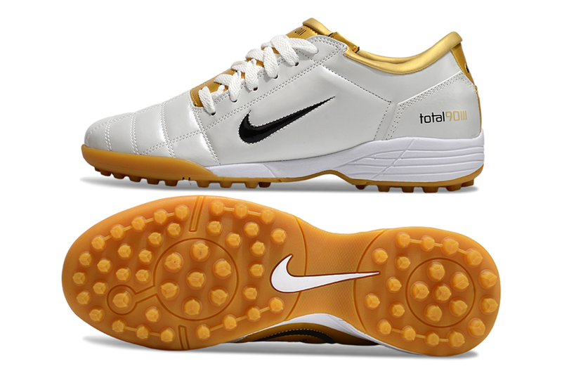 Chuteira Nike Total 90 III - Prata
