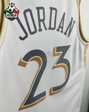 Chicago Bulls - Michael Jordan 23 - Branca 3