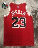 M - Chicago Bulls - Michael Jordan 23 - Vermelha