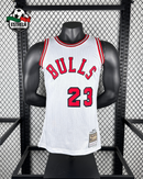 Chicago Bulls - Michael Jordan 23 - Branca 2