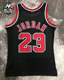 Chicago Bulls - Michael Jordan 23 - Preta