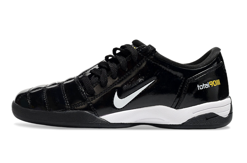 Chuteira Futsal Nike Total 90 III - Dourada