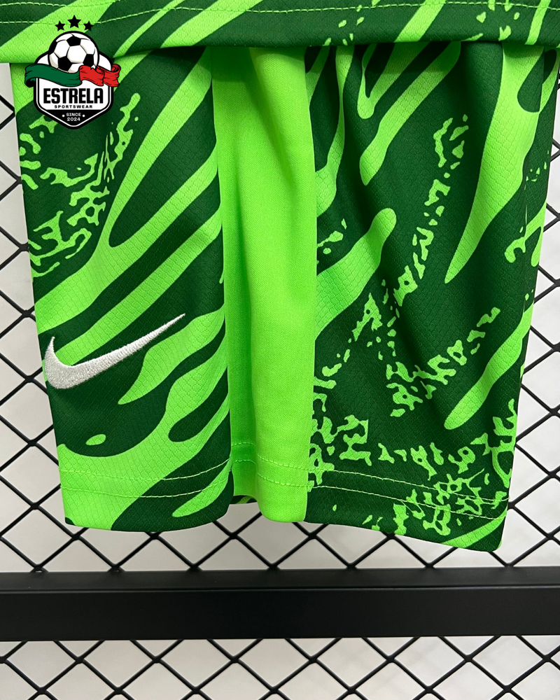 Kit Infantil Sporting Guarda Redes Verde 25/26