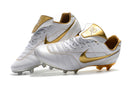 Chuteira Nike Tiempo Legend R10 Elite Edição Especial - Branca